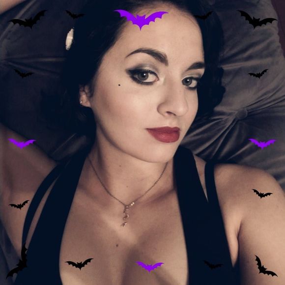 Meet your Posher, Jacquelyne - Picture 1 of 1